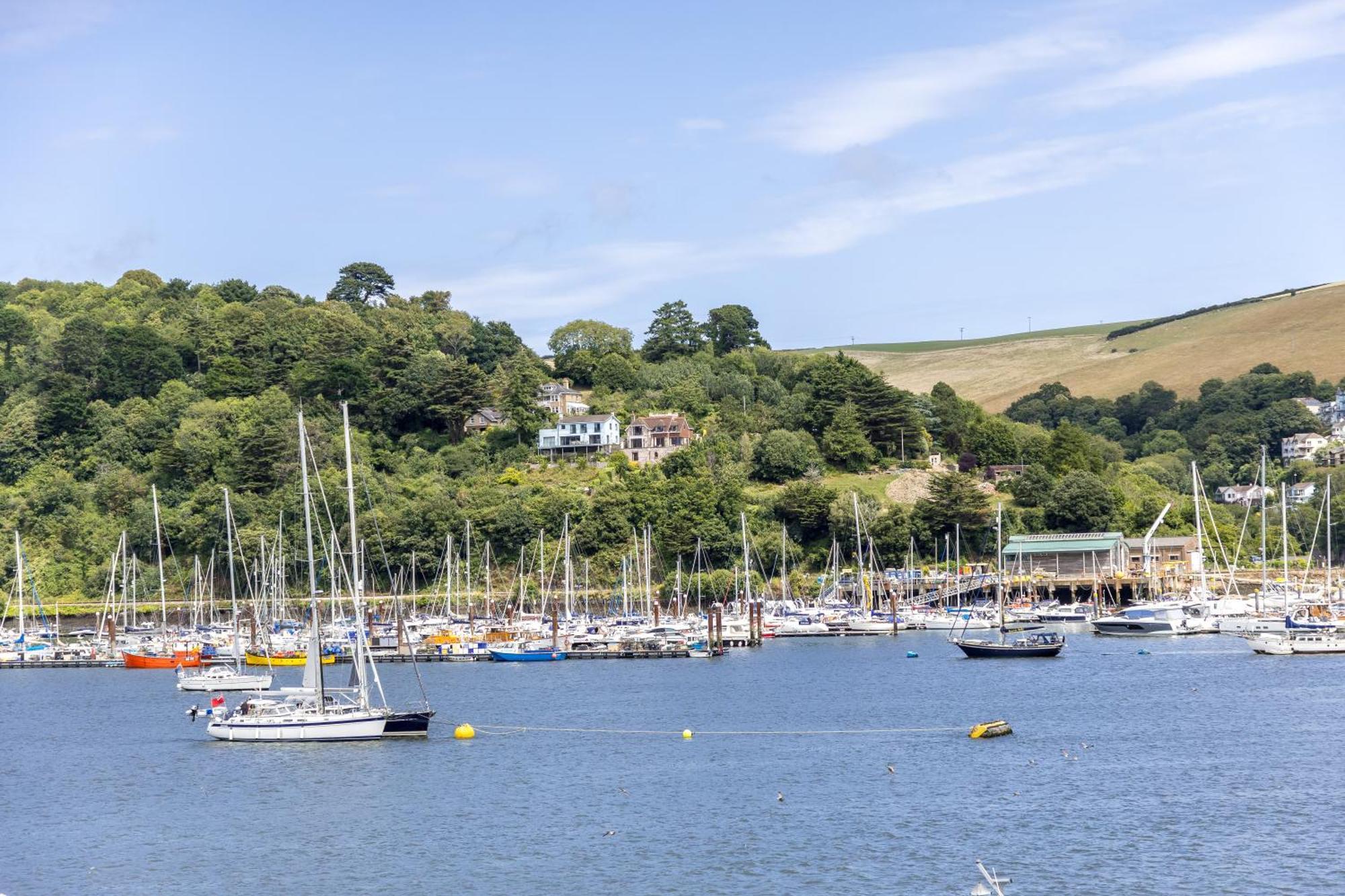 The Angel 1 Best Views In Dartmouth Luaran gambar
